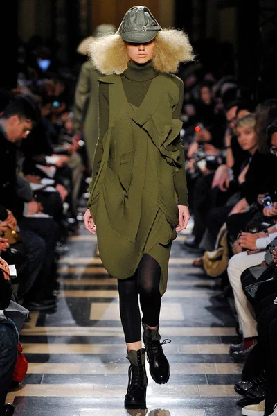 Look 22